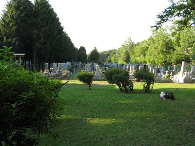 平岸 霊園